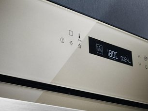 Духовой шкаф Electrolux LOE7C31S фото 3 в Екатеринбурге