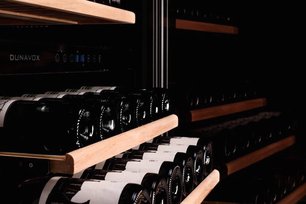 Винный шкаф Dunavox DX-94.270DBK фото 4 в Екатеринбурге