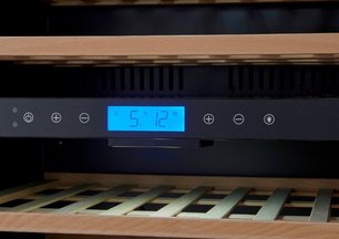 Встраиваемый под столешницу винный шкаф Селлар Приват CP043-2TB фото 3 в Екатеринбурге Встраиваемый под столешницу винный шкаф CellarPrivate CP043-2TB фото 3 в Екатеринбурге