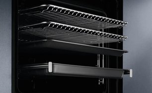 Духовой шкаф Electrolux KOAAS31WX фото 2 в Екатеринбурге