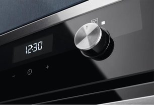 Духовой шкаф Electrolux OKD5C70X фото 4 в Екатеринбурге