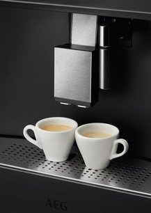 Встраиваемая кофемашина AEG KKB894500B фото 2 в Екатеринбурге