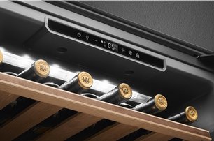 Винный холодильник Smeg CVI121N3 фото 3 в Екатеринбурге