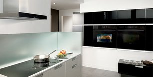 Духовой шкаф Wolf ICBSO30CE/B/TH фото 2 в Екатеринбурге