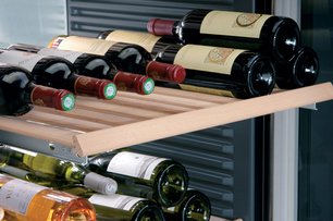 Винный шкаф Либхер WT 4127 Vinothek фото 4 в Екатеринбурге Винный шкаф Liebherr WT 4127 Vinothek фото 4 в Екатеринбурге