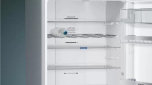 Отдельностоящий холодильник с нижней морозильной камерой SIEMENS KG49NSB2AR фото 4 в Екатеринбурге