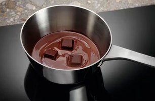 Варочная панель Электролюкс EIV64453 фото 4 в Екатеринбурге Варочная панель Electrolux EIV64453 фото 4 в Екатеринбурге