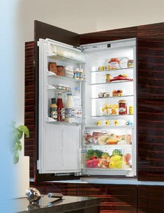 Холодильник Либхер IKB 2460 PremiumPlus BioFresh фото 3 в Екатеринбурге Холодильник Liebherr IKB 2460 PremiumPlus BioFresh фото 3 в Екатеринбурге