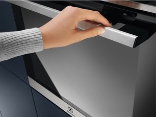 Духовой шкаф Electrolux EOD6P77X фото 2 в Екатеринбурге
