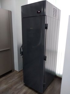 Холодильник для шуб Грауде PK 70.0 фото 3 в Екатеринбурге Холодильник для шуб Graude PK 70.0 фото 3 в Екатеринбурге