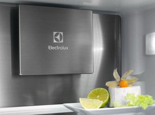 Встраиваемый холодильник Electrolux ENC8MC19S фото 3 в Екатеринбурге