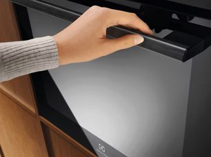 Духовой шкаф Electrolux KOD8C39Z фото 4 в Екатеринбурге