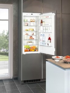 Встраиваемый холодильник Liebherr SBS 33I2 (комбинация из моделей IK 2320 и IG 1024) фото в Екатеринбурге
