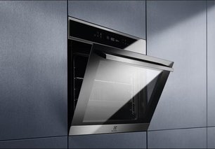 Духовой шкаф Electrolux EOE7P31X фото 3 в Екатеринбурге