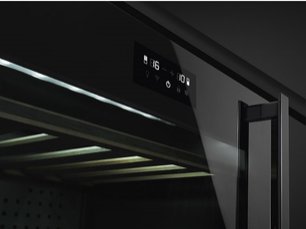 Винный шкаф Smeg CVI638LWN2 фото 3 в Екатеринбурге