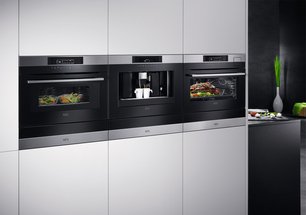 Духовой шкаф AEG KMR761000W фото 4 в Екатеринбурге