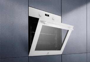 Духовой шкаф Electrolux EOF5F50BV фото 4 в Екатеринбурге