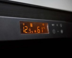 Монотемпературный винный шкаф EuroCave V-REVEL-L R-400024-L2W фото 4 в Екатеринбурге