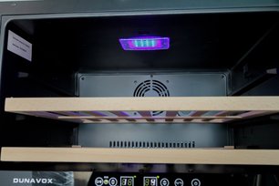 Винный шкаф Dunavox DX-51.150DBK фото 4 в Екатеринбурге