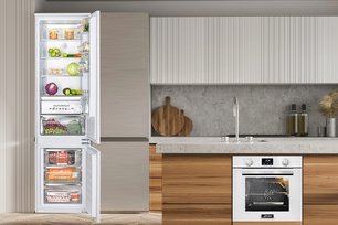 Встраиваемый холодильник Kaiser EKK 60193 фото 3 в Екатеринбурге