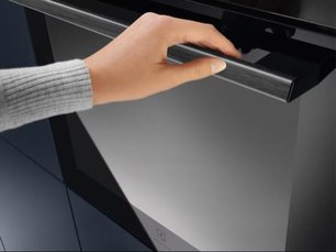 Духовой шкаф Electrolux EOD5H70BZ фото 3 в Екатеринбурге