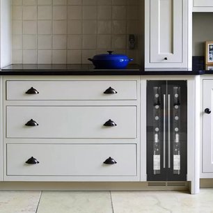 Винный шкаф Dunavox DAUF-9.22B фото 3 в Екатеринбурге