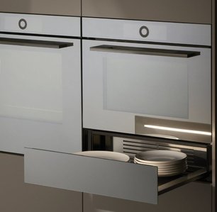 Встраиваемый подогреватель посуды V-ZUG V4000 28 WDED6V1C черное стекло фото 4 в Екатеринбурге