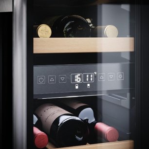 Винный шкаф Dometic C18B Classic фото 4 в Екатеринбурге