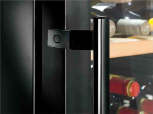 Винный шкаф Либхер WKt 4552 фото 4 в Екатеринбурге Винный шкаф Liebherr WKt 4552 фото 4 в Екатеринбурге