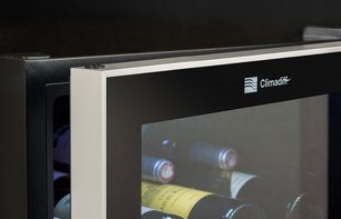 Винный шкаф Климадифф CS105B1 фото 2 в Екатеринбурге Винный шкаф Climadiff CS105B1 фото 2 в Екатеринбурге