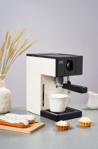 Кофеварка рожковая VARD VCPA1C фото 2 в Екатеринбурге