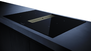 Индукционная варочная панель с вытяжкой Kuppersbusch KMI 8350.0 SR Gold фото 3 в Екатеринбурге