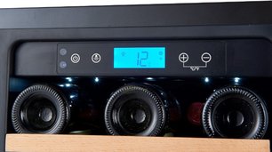 Встраиваемый под столешницу винный шкаф Селлар Приват CP032-1TBH фото 2 в Екатеринбурге Встраиваемый под столешницу винный шкаф CellarPrivate CP032-1TBH фото 2 в Екатеринбурге