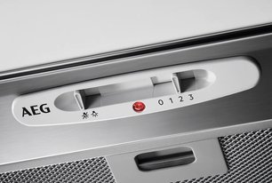 Встраиваемая вытяжка AEG DGB1522S фото 4 в Екатеринбурге