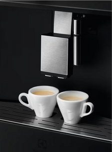 Встраиваемая кофемашина Electrolux EBC85X фото 4 в Екатеринбурге