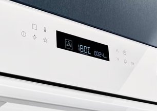 Духовой шкаф Electrolux EOE7C31V фото 3 в Екатеринбурге