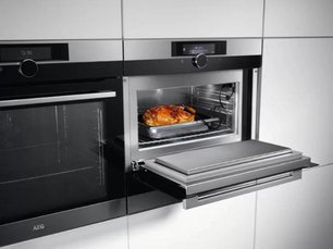 Шкаф скоростного охлаждения и шоковой заморозки AEG KBK994519M фото в Екатеринбурге