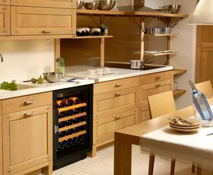 Встраиваемый монотемпературный винный шкаф EuroCave V-059 K-800012-S фото 4 в Екатеринбурге