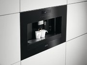 Встраиваемая кофемашина AEG KKE884500B фото 2 в Екатеринбурге