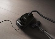 Пылесос Miele SGDA3 CompleteC3 Parquet XL Black Obsidian фото 2 в Екатеринбурге