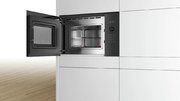 Встраиваемая микроволновая печь Bosch BEL524MB0 фото 2 в Екатеринбурге
