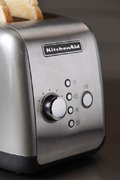 Тостер Китчен Эйд 5KMT221ECU фото 4 в Екатеринбурге Тостер KitchenAid 5KMT221ECU фото 4 в Екатеринбурге