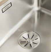 Мойка BLANCO SOLIS 340/180-U нержавеющая сталь, чаша слева фото 3 в Екатеринбурге Мойка BLANCO SOLIS 340/180-U нержавеющая сталь, чаша слева фото 3 в Екатеринбурге