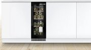 Встраиваемый винный шкаф Bosch KUW20VHF0 фото 3 в Екатеринбурге