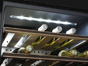 Холодильный шкаф для вина Smeg CVI318XS фото 4 в Екатеринбурге
