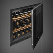 Встраиваемый винный шкаф Smeg CVI121B3 фото 3 в Екатеринбурге