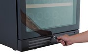 Встраиваемый винный шкаф CellarPrivate CP154-3TB фото 3 в Екатеринбурге