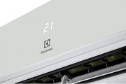 Инверторная сплит-система Electrolux EACS/I-09HAL/N8 фото 4 в Екатеринбурге