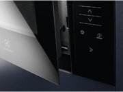 Встраиваемая микроволновая печь Electrolux KMFE172TEX фото 3 в Екатеринбурге