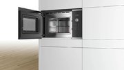 Встраиваемая микроволновая печь Bosch BEL524MS0 фото 4 в Екатеринбурге